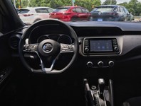2020 Nissan Kicks S FWD