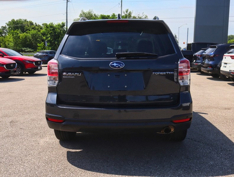 2018 Subaru Forester 2.5i Touring CVT w/EyeSight Pkg