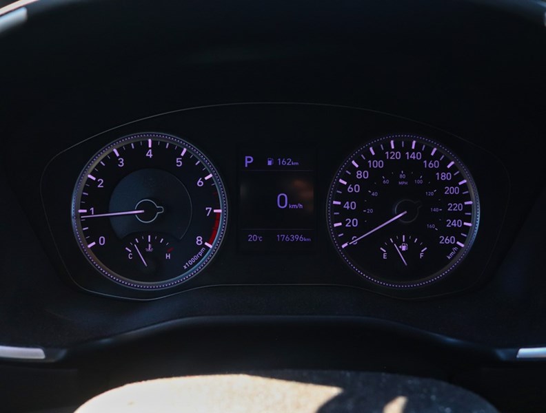 2020 Hyundai Santa Fe 2.4L Essential AWD w/Safety Package