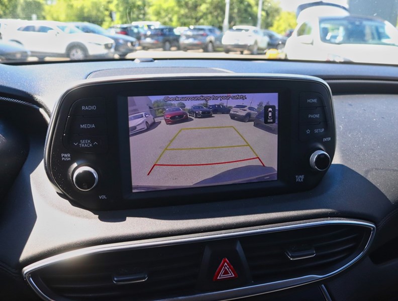2020 Hyundai Santa Fe 2.4L Essential AWD w/Safety Package