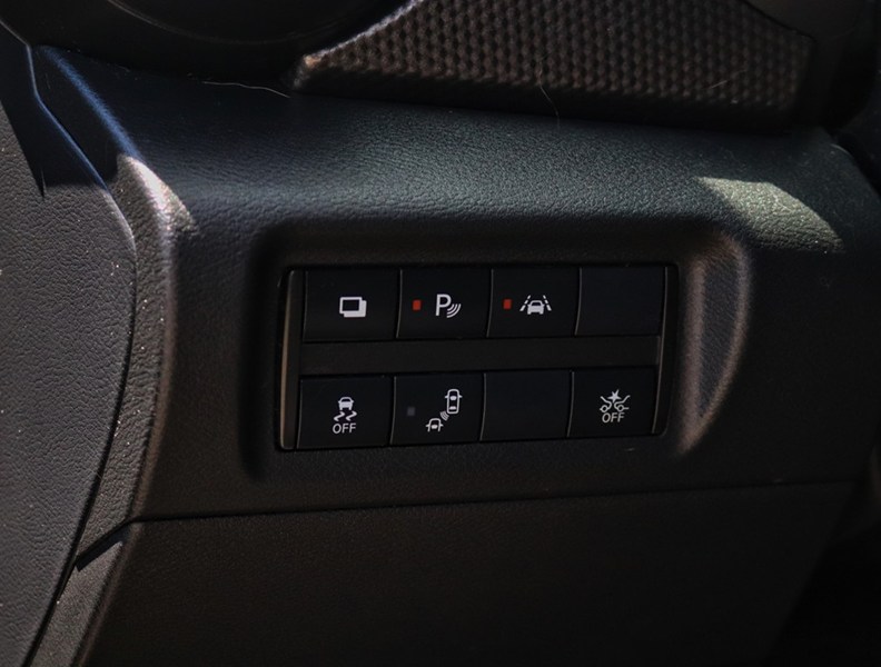 2020 Nissan Kicks S FWD