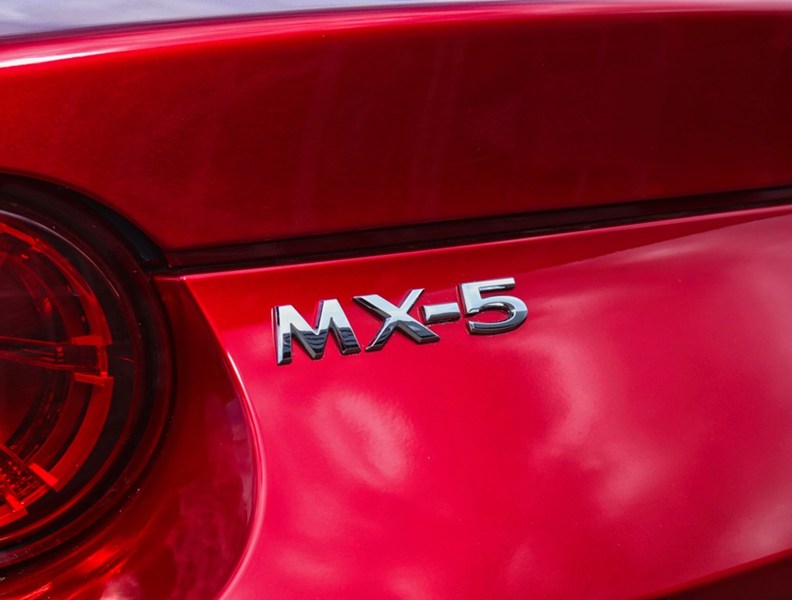2023 Mazda MX-5 RF GT Manual