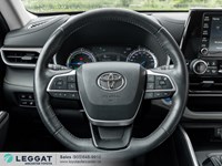 2022 Toyota Highlander Hybrid Hybrid XLE AWD