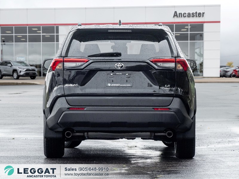 2021 Toyota RAV4 LE AWD
