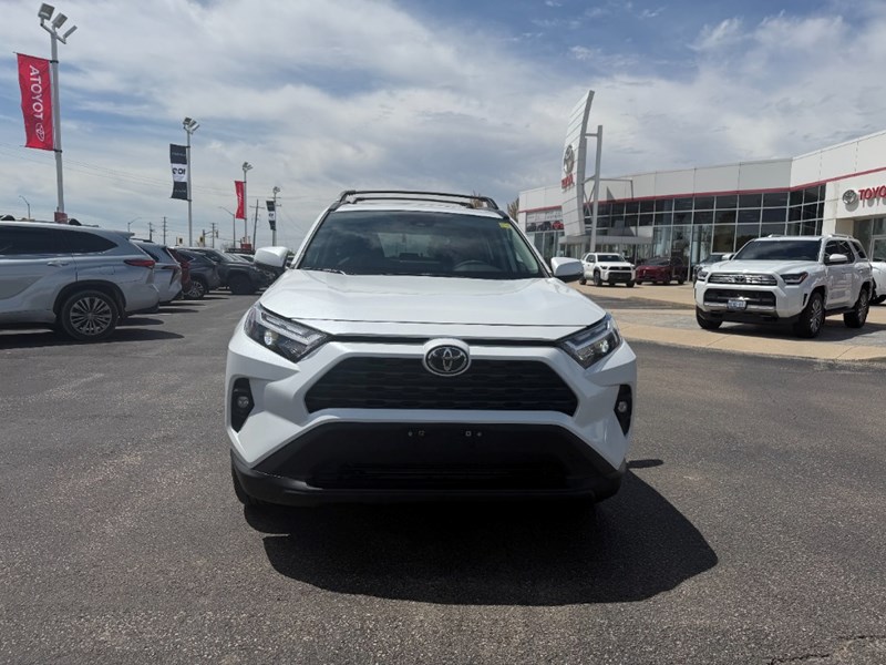 2025 Toyota RAV4 XLE PREMIUM AWD