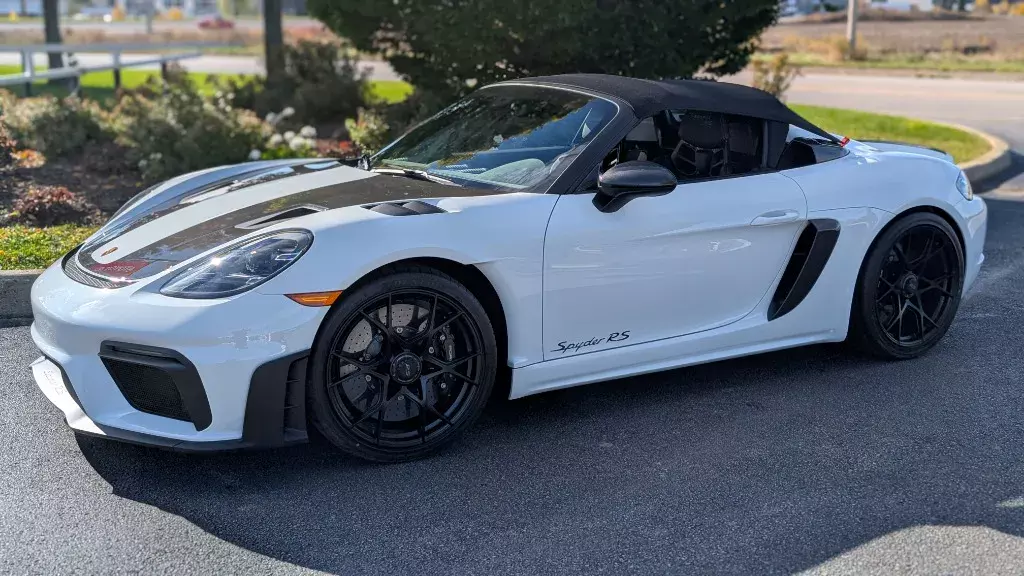 2025 Porsche 718 Spyder RS Roadster
