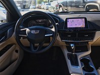 2023 Cadillac CT4 4dr Sdn Premium Luxury
