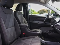 2027 Chevrolet Bolt FWD 4dr LT