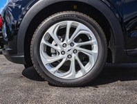 2027 Chevrolet Bolt FWD 4dr LT