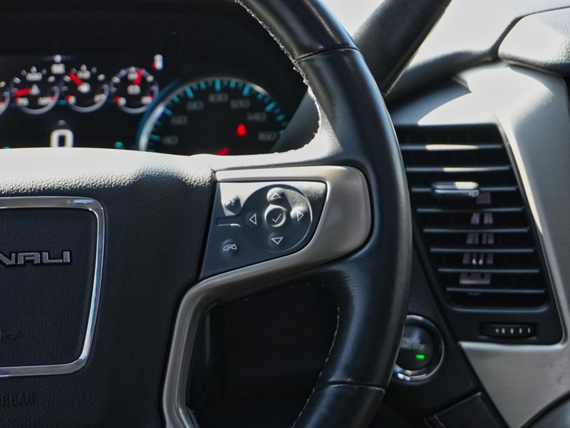 2017 GMC Yukon XL DENALI | XL | SAFETYINCL | NOCLAIMS | FULLYLOADED