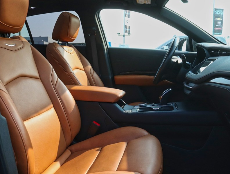 2021 Cadillac XT4 AWD 4dr Sport