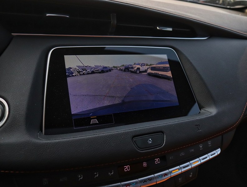 2021 Cadillac XT4 AWD 4dr Sport