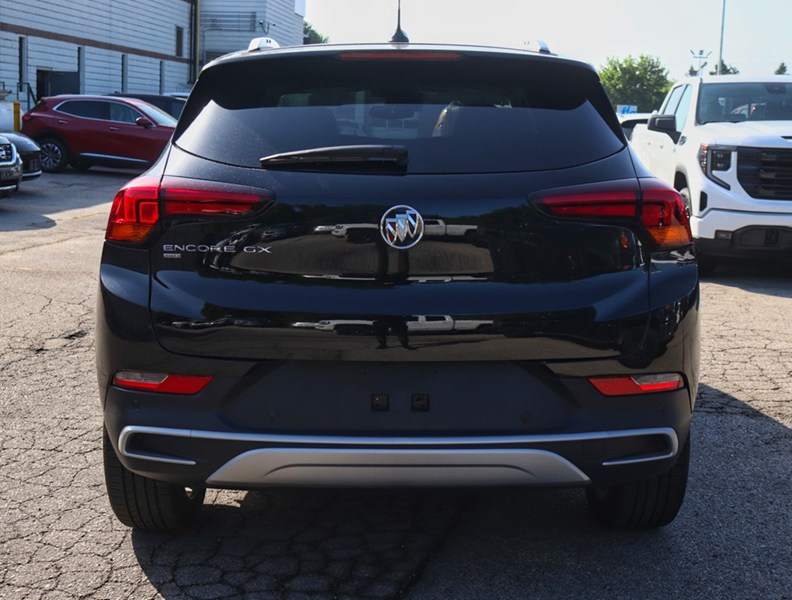 2022 Buick Encore GX AWD 4dr Select