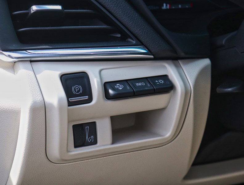 2022 Cadillac CT4 4dr Sdn Premium Luxury