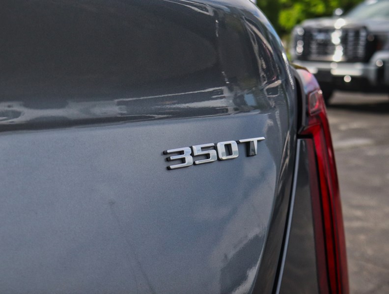 2022 Cadillac CT4 4dr Sdn Premium Luxury