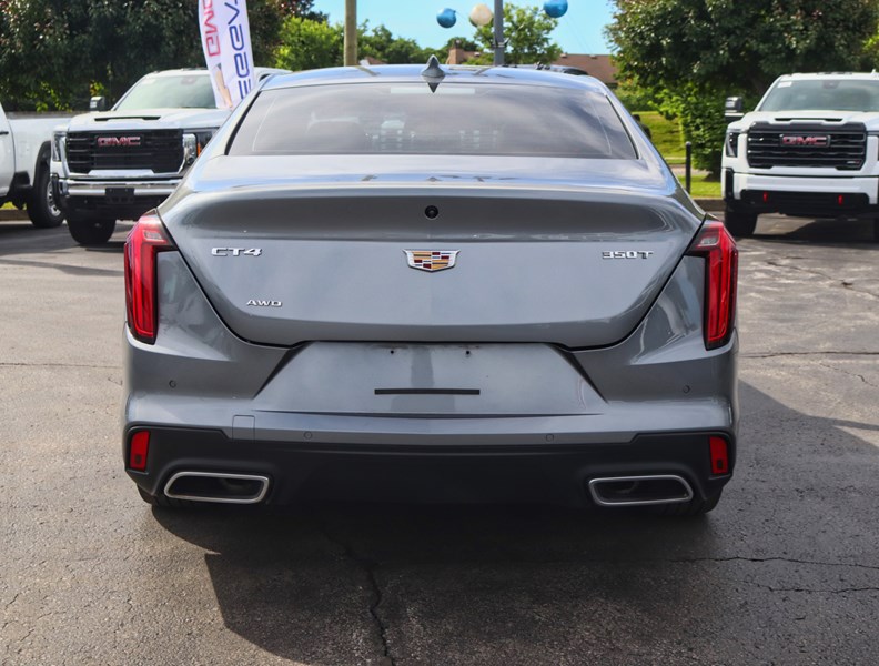 2022 Cadillac CT4 4dr Sdn Premium Luxury