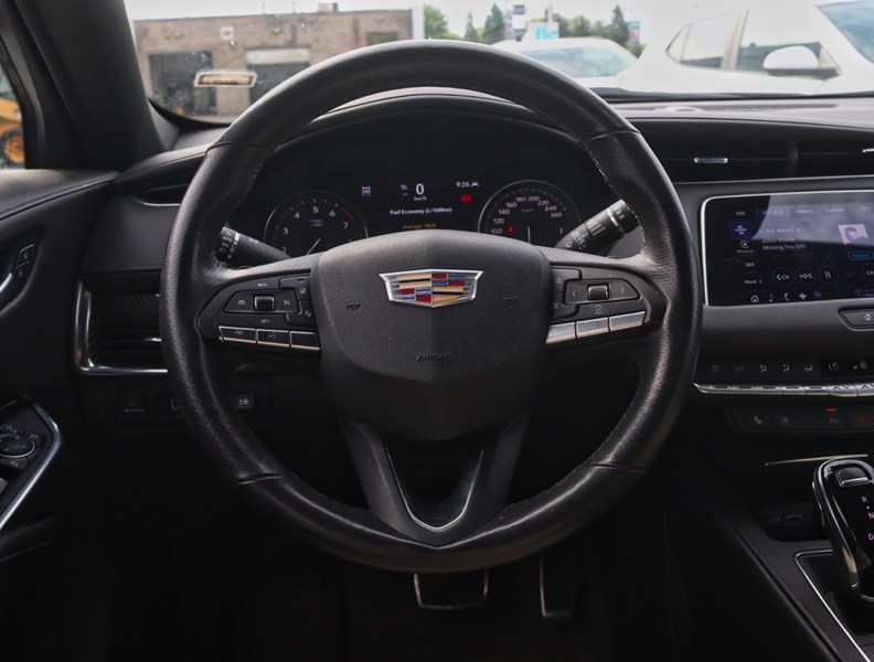 2023 Cadillac XT4 AWD 4dr Sport