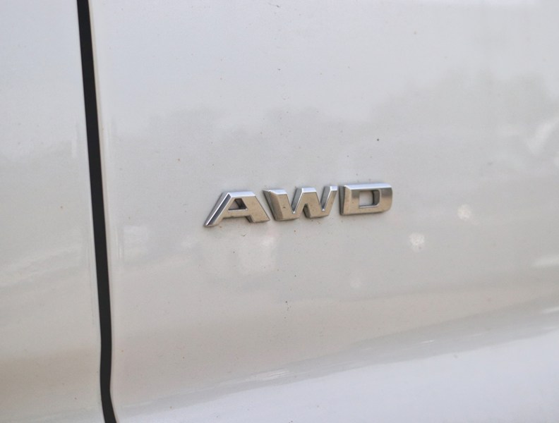 2023 Cadillac XT4 AWD 4dr Sport