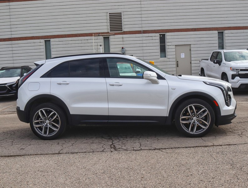 2023 Cadillac XT4 AWD 4dr Sport