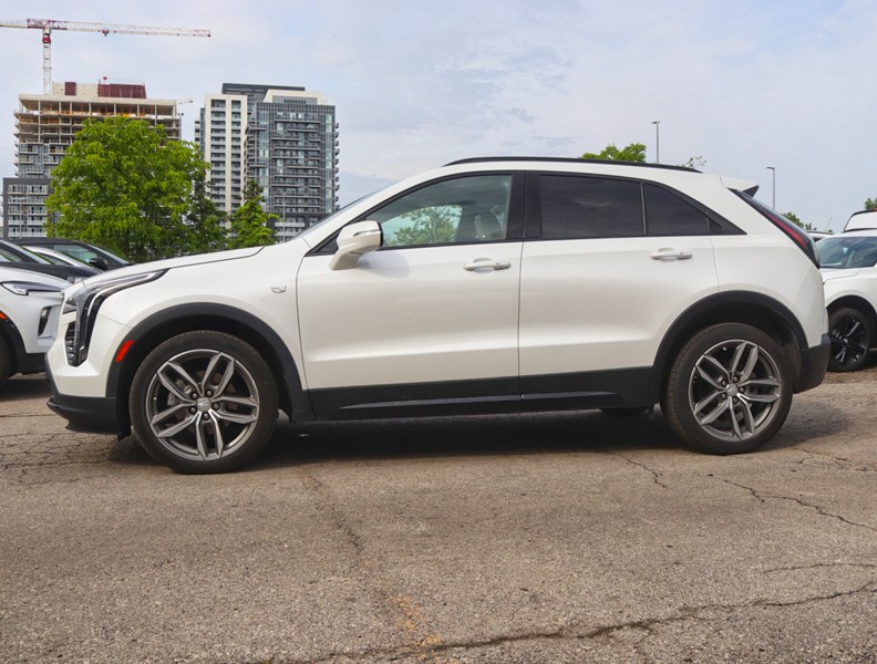 2023 Cadillac XT4 AWD 4dr Sport