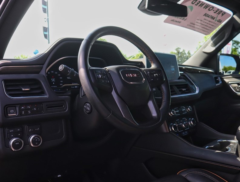 2023 GMC Yukon 4WD 4dr AT4