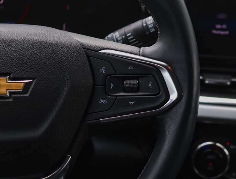2025 Chevrolet Trax FWD 4dr LT