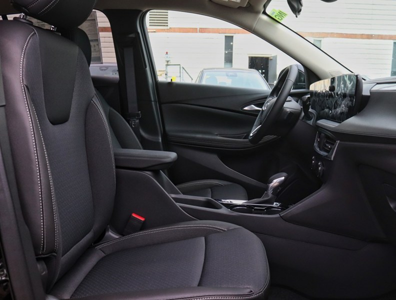 2026 Buick Encore GX AWD 4dr Preferred