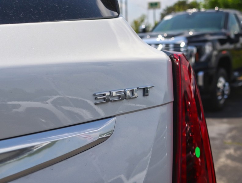 2026 Cadillac XT5 FWD 4dr Luxury