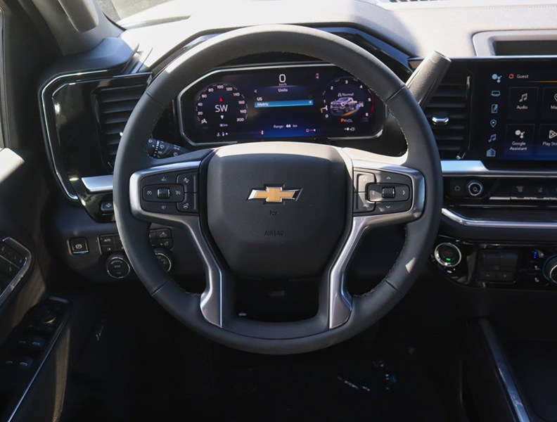 2026 Chevrolet Silverado 3500HD 4WD Crew Cab 172