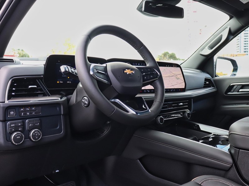 2026 Chevrolet Suburban 4WD 4dr Premier