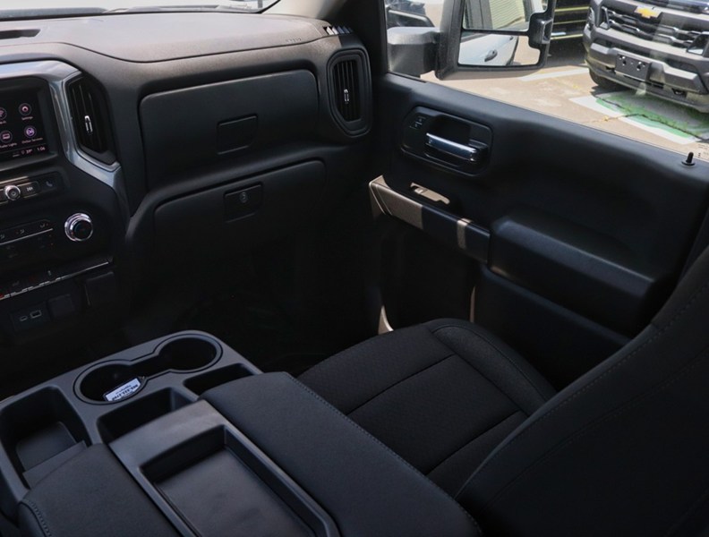 2026 GMC Sierra 3500HD 4WD Crew Cab 159