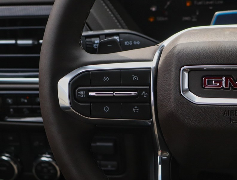 2026 GMC Yukon 4WD 4dr Elevation