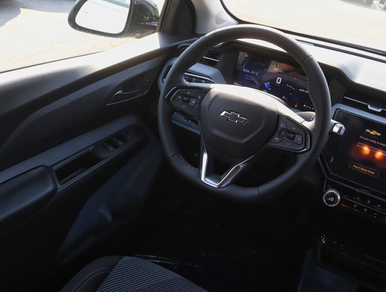 2027 Chevrolet Bolt FWD 4dr LT