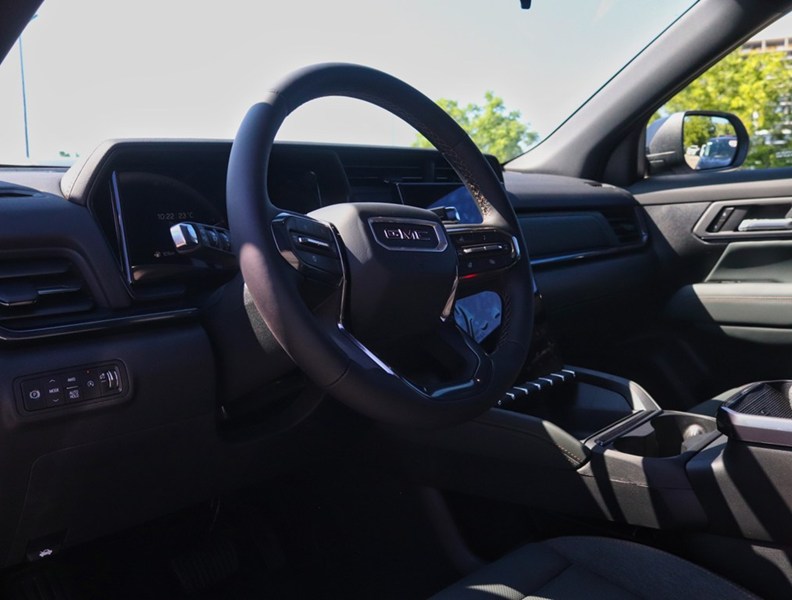 2027 GMC Terrain AWD 4dr AT4