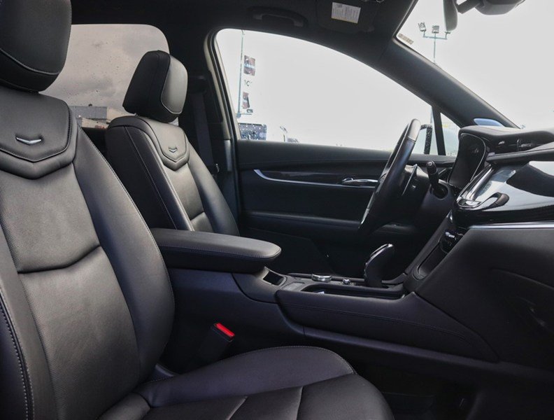 2023 Cadillac XT6 AWD 4dr Sport