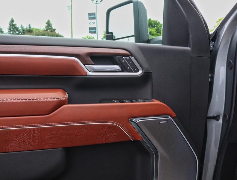 2026 GMC Sierra 3500HD 4WD Crew Cab 172