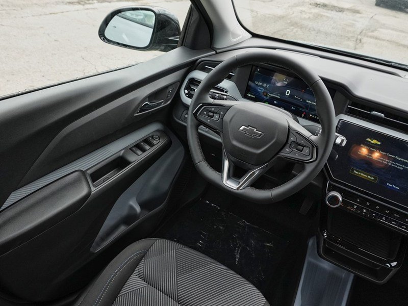 2027 Chevrolet Bolt FWD 4dr LT