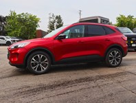 2022 Ford Escape SE | AWD | 1.5L | ROOF | SPORT PKG | NAV | HTD STR