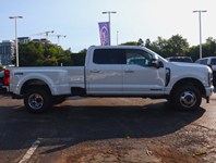 2026 Ford F-350 Platinum 4WD Crew Cab 8' Box