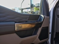 2026 Ford F-350 Platinum 4WD Crew Cab 8' Box
