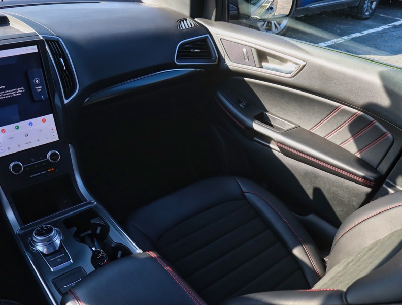 2022 Ford Edge ST Line | AWD | NAV | ROOF | TOW | HTD STR WHL
