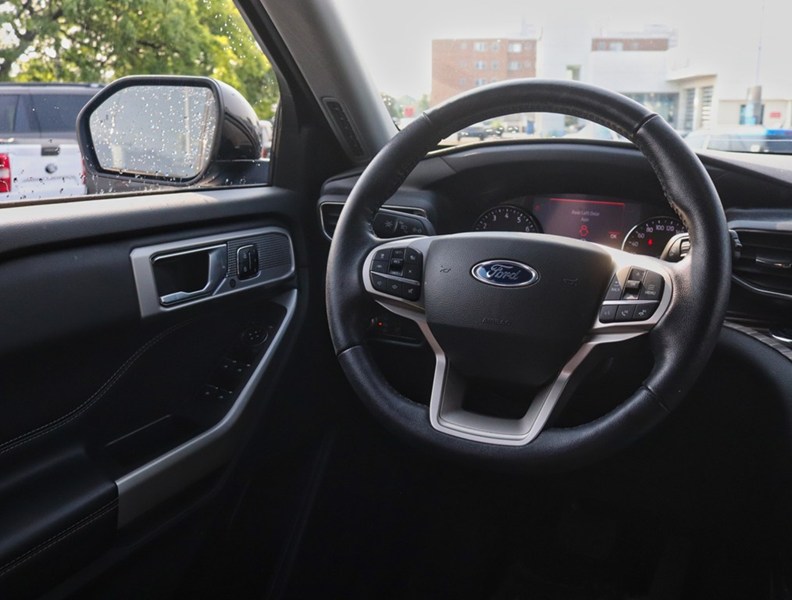 2022 Ford Explorer Limited | 4WD | NAV | 360 | HTD/COOL SEATS | B&O