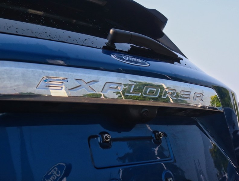 2022 Ford Explorer Limited | 4WD | NAV | 360 | HTD/COOL SEATS | B&O