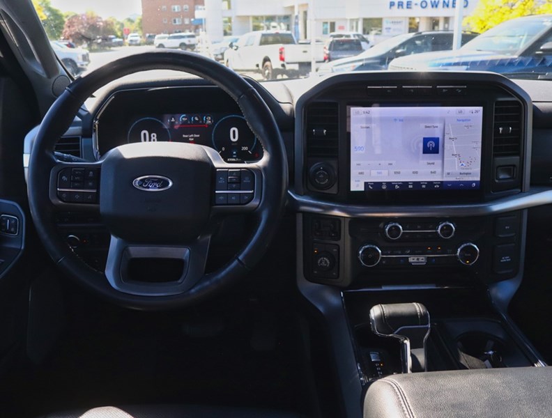 2022 Ford F-150 LARIAT | 4X4 | 5.0L | 502A | ROOF | 360 | PWR TLGT