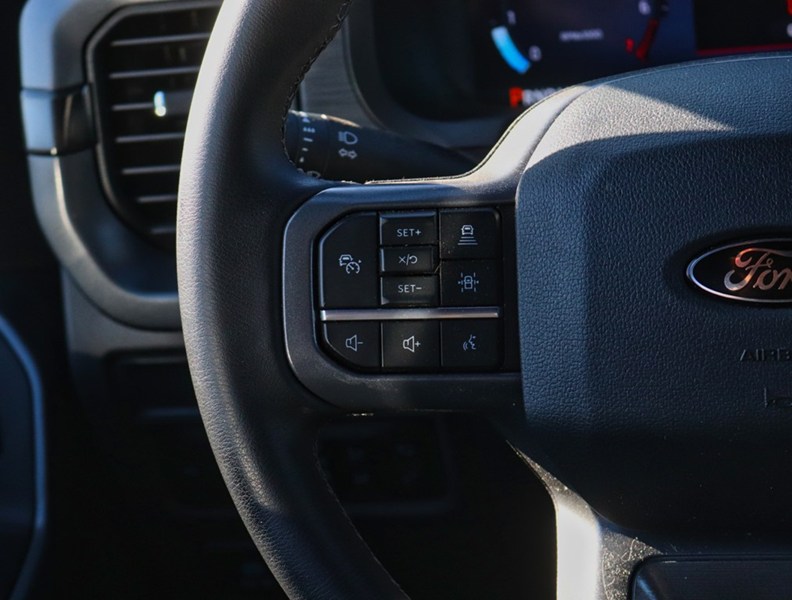 2025 Ford F-150 XLT | 4X4 | 2.7L | 302A | BLK PKG PLS | BED UTL