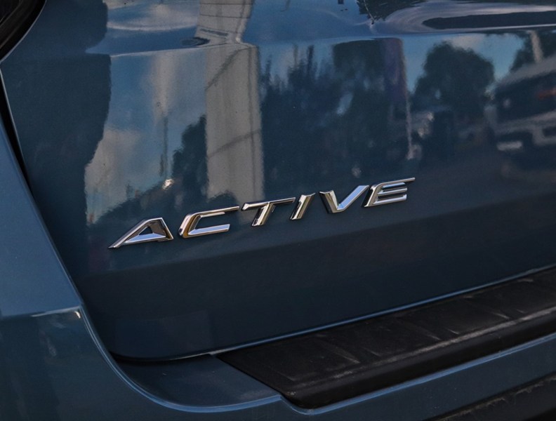 2026 Ford Explorer Active w/200A Pkg 4WD