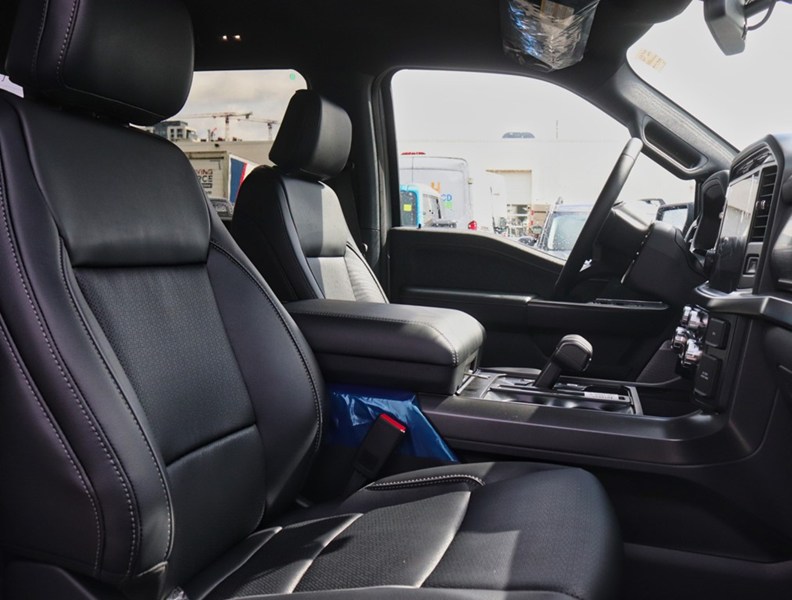 2026 Ford F-150 LARIAT | 4X4 | 3.5L | 501A | BLK PK PLS | TOW/HAUL