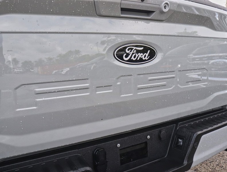 2026 Ford F-150 LARIAT | 4X4 | 3.5L | 501A | BLK PK PLS | TOW/HAUL