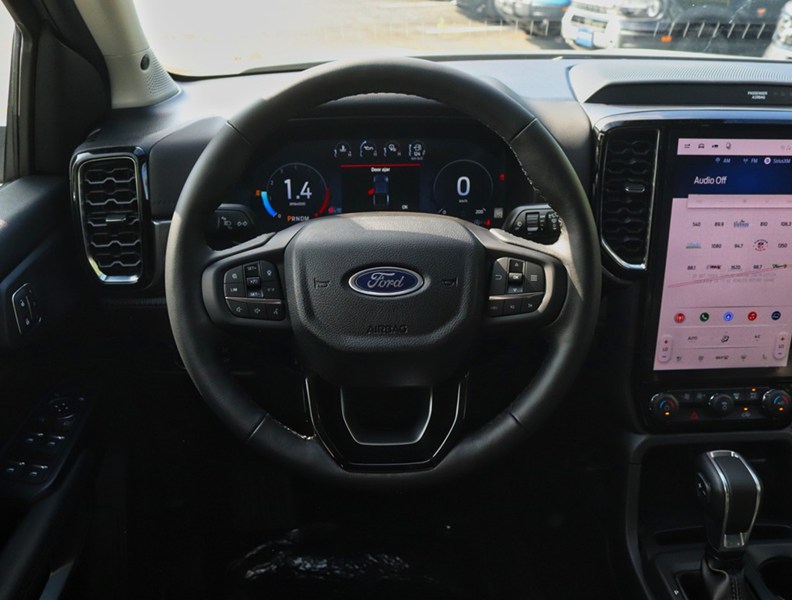 2026 Ford Ranger LARIAT | 4X4 | 2.3L | 500A|BLK PKG |R BRDS |TOW PK