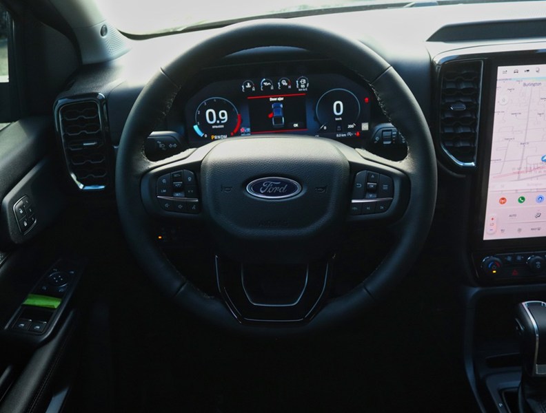 2026 Ford Ranger LARIAT | 4X4 | 2.3L | 500A | BLK PK | TOW PKG